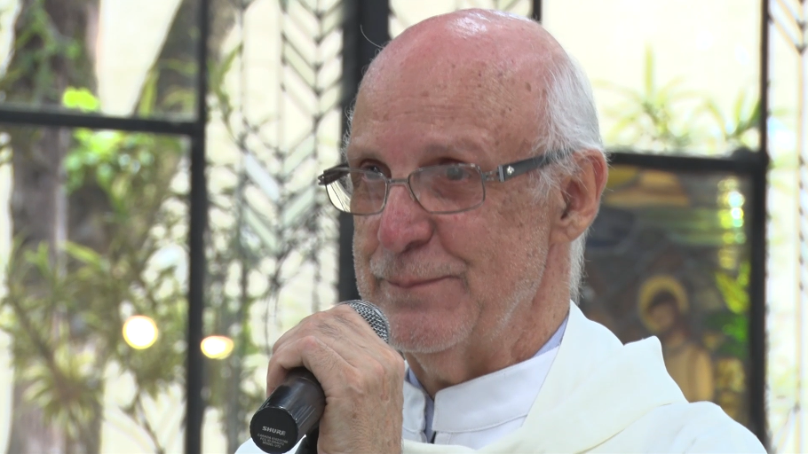 Pe. Julio desabafa: “há momentos em que o cansaço é grande”