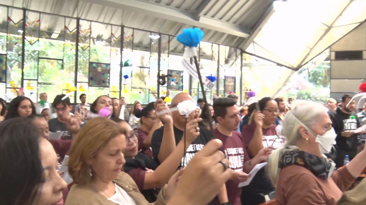 Canto “Viva a Esperança”
