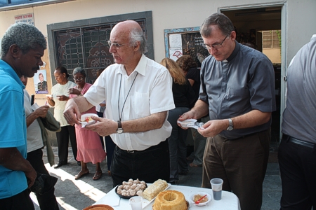 D. Edmar acolhido na Paróquia São Miguel Arcanjo D. Edmar acolhido na Paróquia São Miguel Arcanjo