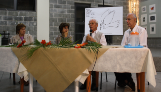 Pe. Comblin no lançamento do livro 'Profecia na Igreja'